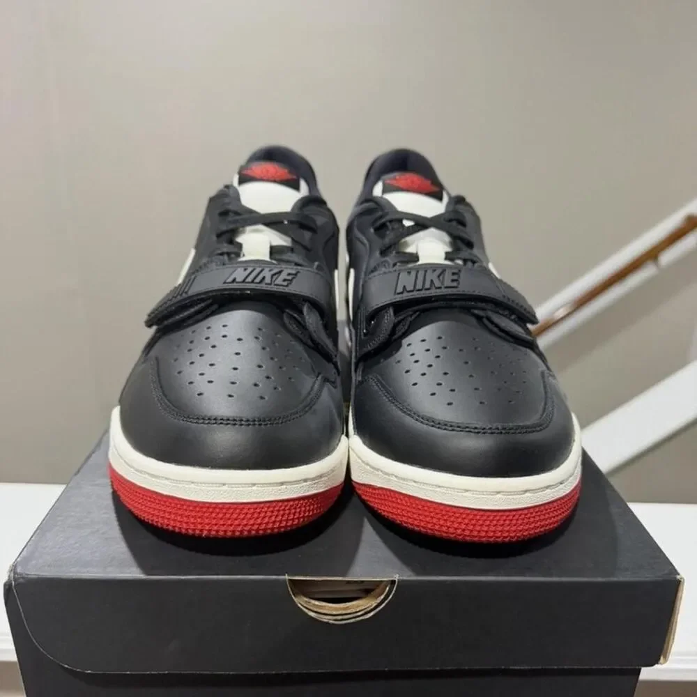 Jordan Men's Black Trainers